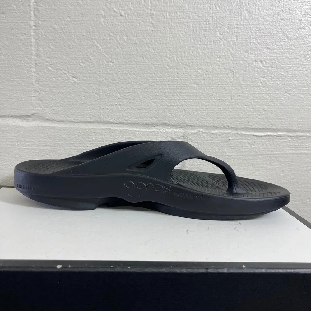 OOFOS OOriginal Recovery Sandals Black Thong Flip Flops Sandals Men's 14 US
